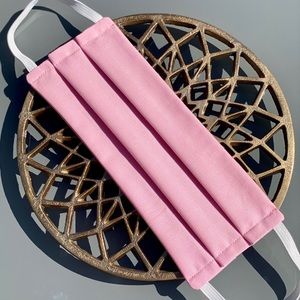 Light pink face mask